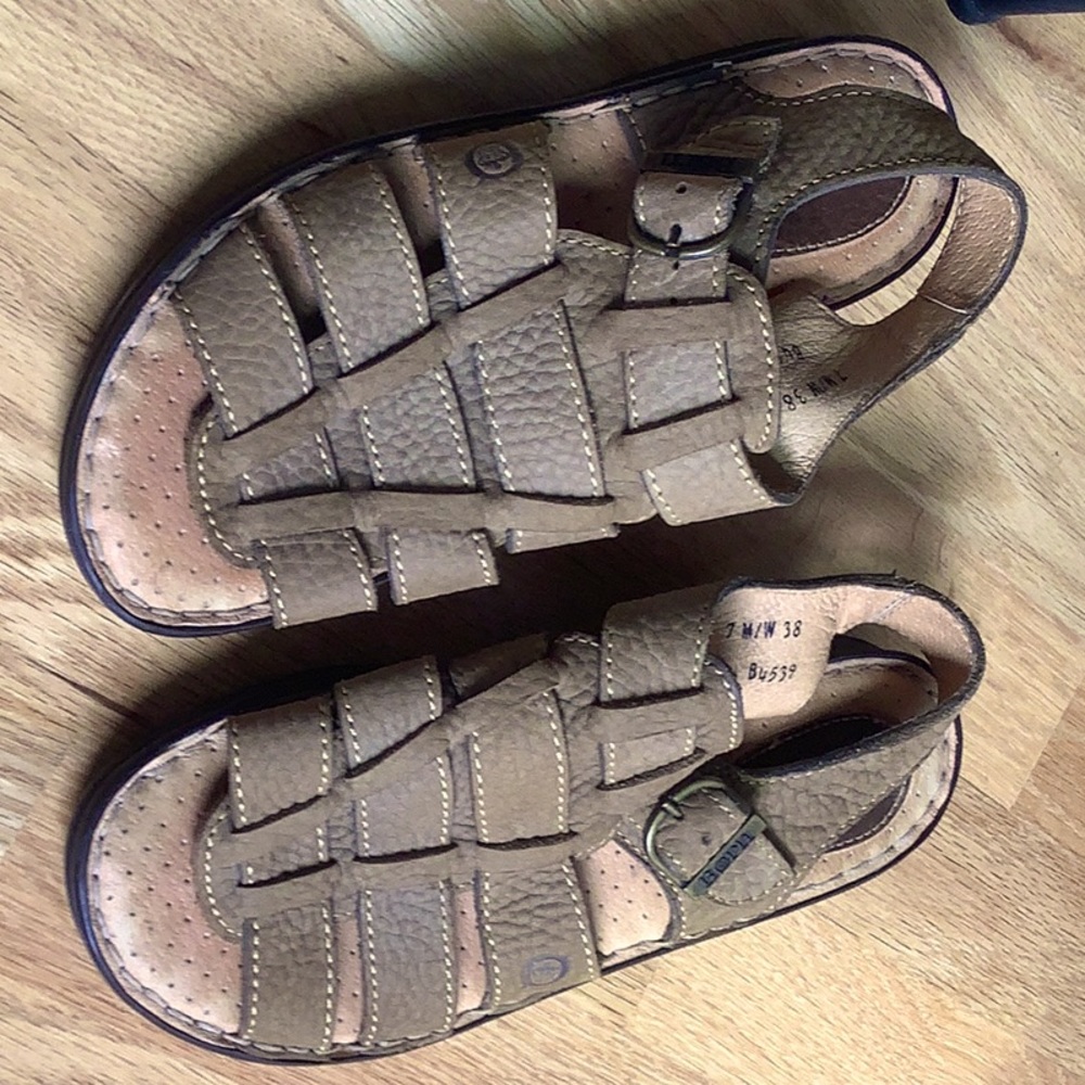 BORN Sandals - Picture 3 of 8